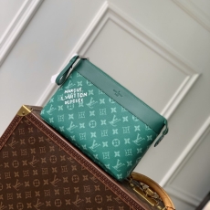 LV Clutch Bags